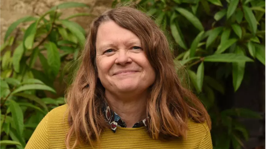 lindsay turnbull